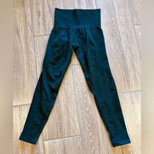 Streamline Melange Range Leggings Size S/M Women's Dark Green